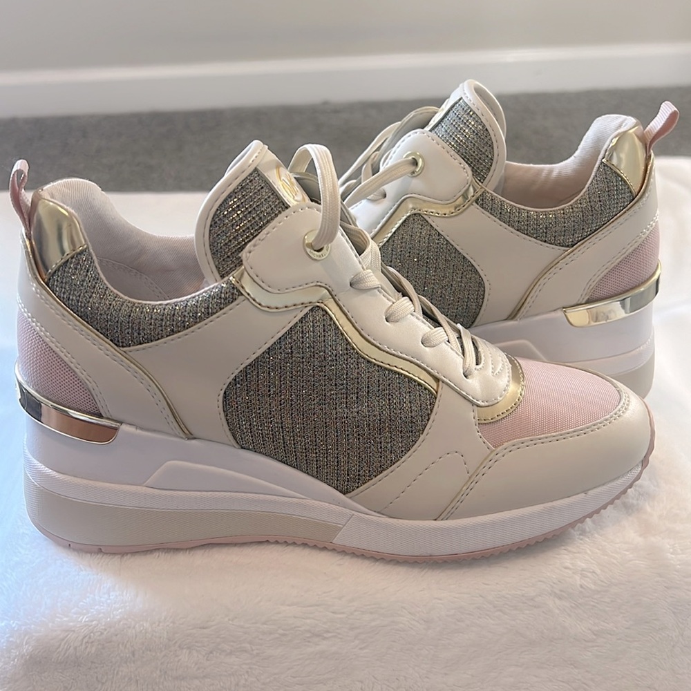 Micheal Kors Sneakers